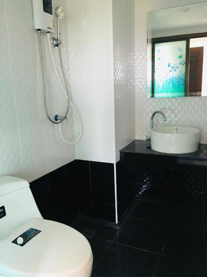 Thong Tat Serviced Apartments Hua Hin Exterior photo